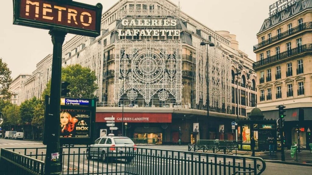 Praktischer Leitfaden fur Schweizer Advertiser: wie du Malta Line Creator findest, briefst und zu viralen DanceChallenges bringst mit Tools, OutreachVorlagen und Risks.