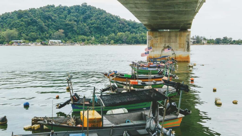 Praktische Anleitung fur Schweizer Advertiser: wie man panamaische Kuaishou-Creators findet, mit Top-Creators Produktlinien lanciert und Kampagnen messbar macht inkl. Tools, Risiken und Deal-Templates.