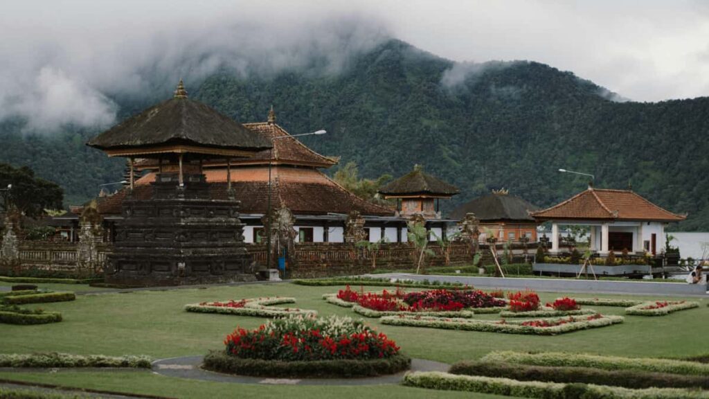 Praktische Anleitung fur Creator in der Schweiz: wie du philippinische Marken auf Snapchat fur SongReactionVideos erreichst mit SpotlightTricks, OutreachTemplates und MonetarisierungsRealitycheck.