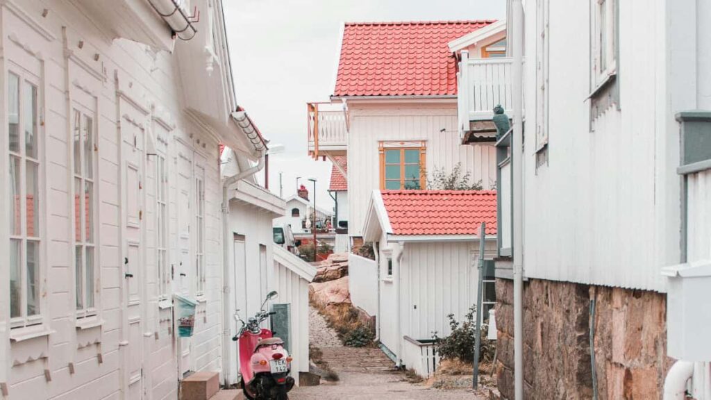 Praktische SchrittfurSchrittStrategie fur Schweizer Advertiser, um griechische Creator auf Josh zu finden und limitierte Drops erfolgreich zu lancieren.