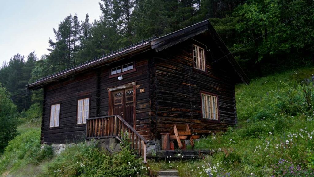 Praktische Anleitung fur Schweizer Creator: so kontaktierst du chilenische Marken auf Rumble, pitchst WardrobeHauls und bleibst transparent, effizient und rechtssicher.