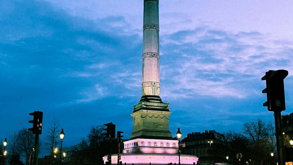 Praktischer Guide fur Schweizer Creator: wie du marokkanische Marken via Zalo kontaktierst, Unboxing- und Testimonial-Clips organisierst und dabei lokale Netiquette, Tool-Checks und Verhandlungs-Tipps beachtest.