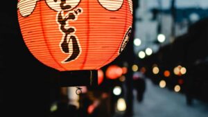 Praktische Taktiken fur Schweizer Creator, wie du tunisische Marken via Taobao findest, kontaktierst und Kooperationen wahrscheinlicher machst.