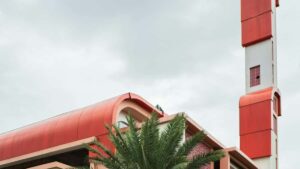 Praktische Anleitung fur Schweizer Creator: wie du UruguayMarken uber Zalo kontaktierst, Kampagnen pitchst und Lernplattformen reviewst inkl. OutreachSkripts, lokale Taktiken und DatenschutzTipps.